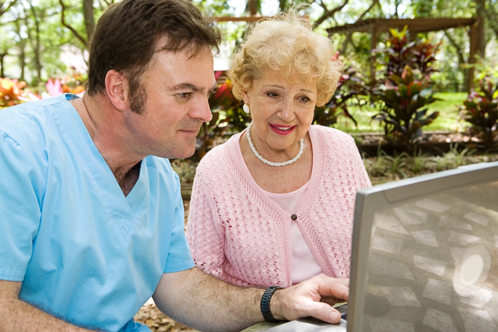 Enriching the Lives of Memory Care Residents at Hampton Manor, Ocala